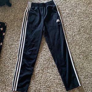 Adidas girls track pants Y 10-12